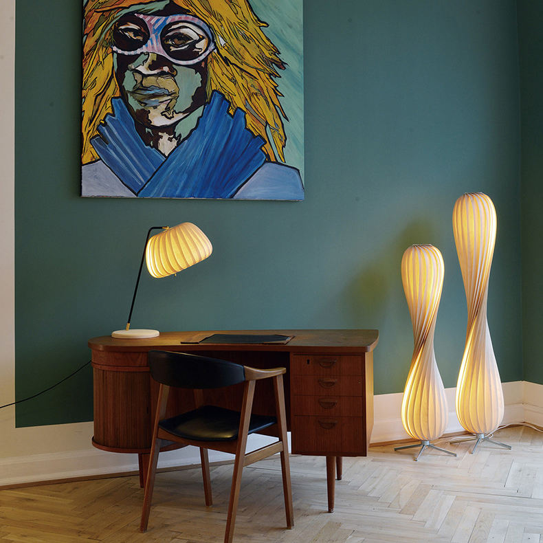 Lampadaire Hélica – Design Organique